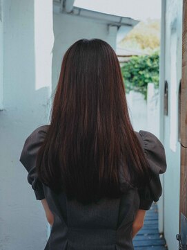 アマリス(Amaris) ロングスタイル20代/30代/40代/庭瀬