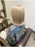 ブリーチ 10代20代 ホワイトベージュ ハイトーン ブロンドカラー