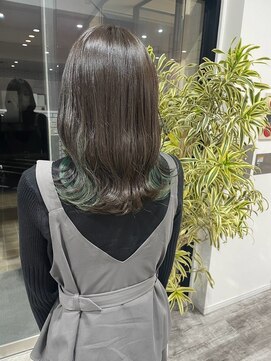 サロンド ベレーザ トータ(salao de beleza tota) インナーカラー　green