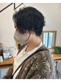 スパイラルパーマ×センターパート