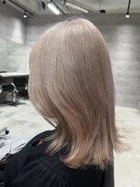 ルイス(L'wis)&nbsp;ホワイトグレージュベージュ渋谷ハイトーン学割