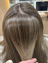 サロン ド ボーテ リアン(salon de beaute Lien)&nbsp;ハイライトで白髪ぼかし