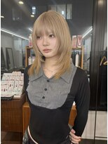 ポール(pole)&nbsp;札幌レイヤー　ホワイトベージュハッシュカット