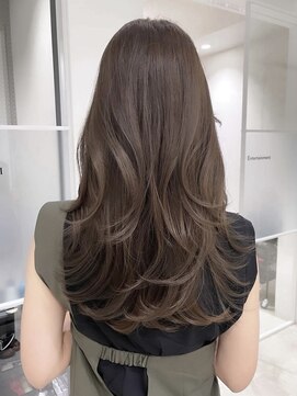 ムード(MOOD,) イメチェン/ピンクベージュ/アンブレラカラー/前髪/銀座駅