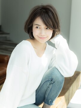 ルーチェ 大宮(Luce) 大人かわいいグレージュ小顔斜めバング前下がりエアリー☆