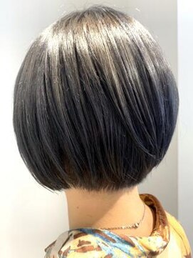 クアトログランシュ 水戸店(QUATRO×GranCieux) ダークグレー×ボブ