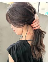 アイヴィー(IVY)&nbsp;ハイライト ハイライトカラー 顔まわりレイヤー レイヤーカット