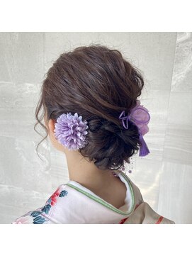 サロン Salon アイ アート 結婚式お呼ばれ ゆるふわシニヨン