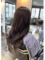 ヘアアンドメイク エジェリ(hair&make egerie)&nbsp;ラベージュカラー・ロングゆるウェーブ