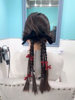 ドットハリス(.Hallis)&nbsp;みつあみアレンジ/ヘアメ/ヘアセット/髪質改善