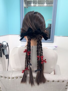 ドットハリス(.Hallis) みつあみアレンジ/ヘアメ/ヘアセット/髪質改善