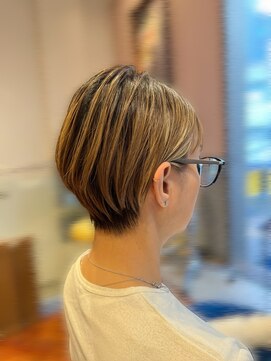 サヴォア(Savoir) 耳掛けショート