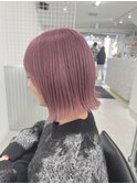 ピンクカラータッセルボブブリーチカラー