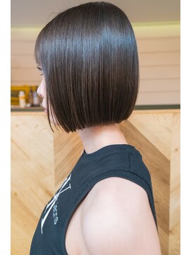 シビバイレボ(CIBI by revo) レイヤーボブ/ショートボブ/ボブ