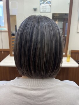 トータルビューティーサロン トップスタイル コントラストハイライト