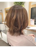 外ハネレイヤースタイル