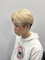 ロックス バイ マグ 松本(rocks BY MAG) 刈り上げマッシュセンターパートブロンド