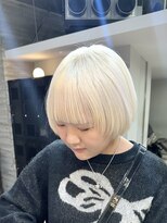 ヲタク(wotaku.)&nbsp;ホワイトブロンドトリプルカラーケアブリーチハイトーンカラー