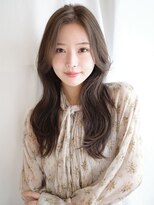 トローノ 栄(TRONO)&nbsp;くびれヘア 顔周りレイヤー 20代 韓国ヘア 透明感カラー