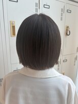 ニコ(NICO by KENJE)&nbsp;艶感ブラウンの丸みショートボブ