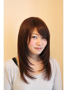 シースアクシア(X axia) ツヤツヤストレートロング☆