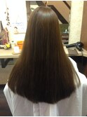 透明感がある外国人風スモーキーアッシュベージュ