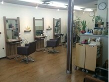 サロンドブイフォー(Salon de Vfour)