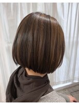 ツムグ 代官山店(TUMUGU)&nbsp;大人可愛いサンドベージュ白髪ぼかしマッシュボブアースカラー