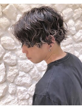 モアナバイヘッドライト 綱島店(Moana by HEADLIGHT) 【Moana綱島】#スパイラルパーマ#メンズパーマ#センターパート