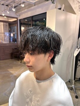 ジーニー 千葉(GENiE) マッシュパーマ/ウルフ/千葉/韓国【白井愛海】