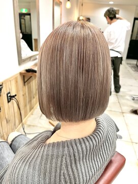 ノーム 横浜(NORM) ハイトーンボブ