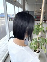 シェル 津山の手店(shel)&nbsp;ボブ小顔ショート切りっぱなし地毛風カラーアッシュ