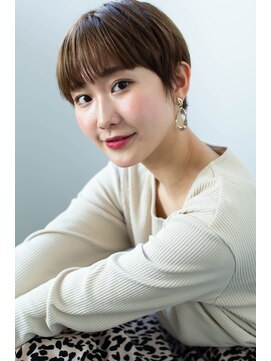 アコロン(acoron) 小顔カット_アッシュカラー _エッジショート _大人カワイイ
