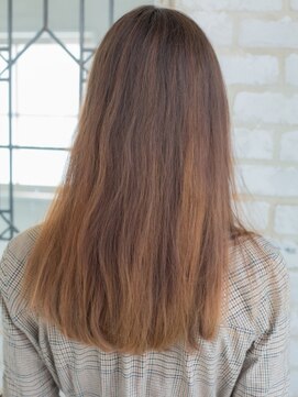 ヘアアンドリラクゼーション シャッセ(Hair&Relaxation SASE) グラデカラー重めロング