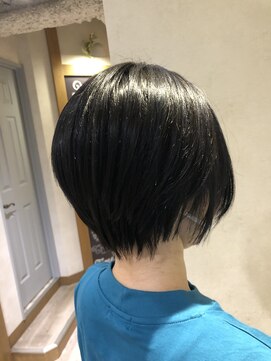 カルテット(Quartett) 【Quartett】大人くびれショート