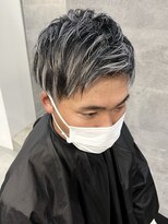 ベア(Bear)&nbsp;ハイライト/ホワイトメッシュ/メンズカット/ツーブロック