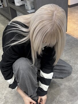 エンヴィー(ENVY) ブリーチカラー　ホワイト