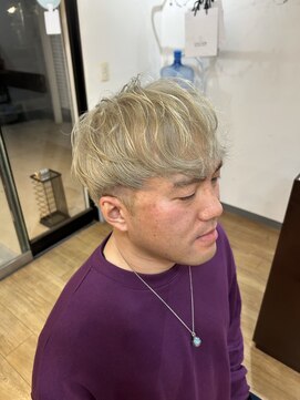 ラック 津田沼(LUCK) ホワイトベージュ/メンズ/津田沼/ブリーチ