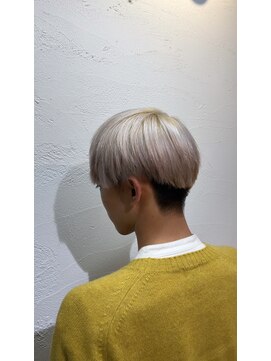 アジールヘア 所沢プロペ通り店(agir hair) 韓国マッシュハイトーンメンズブリーチホワイトベージュ所沢