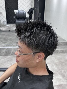 ジェントル(GENTLE) 短髪アップバングショート