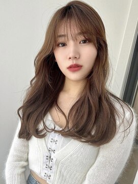 リス バイ ソヨン(Lis by SOYON) 小顔/前髪/似合わせカット/フェミニンロング/メルティカラー