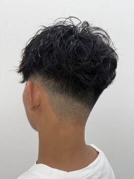 アニー 松戸(ANNI) MEN’S HAIR/波巻ツイストスパイラル/フェザーパーマ/松戸駅