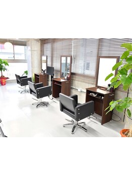 丁寧なカウンセリングで髪のお悩みを解決◎大人女性のためのプライベート空間で、あなただけの時間を…。