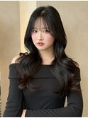 暗髪黒髪韓国くびれレイヤーカットロングヨシンモリ小顔顔まわり