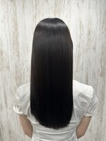 ワイト(&y～waito～)&nbsp;【髪質改善でつくる艶髪ロングストレート】