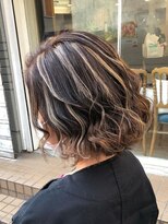 カルフール ロコ 草加西口店(Carrefour LOCO)&nbsp;☆LOCO☆外国人風ハイトーンカラー×コンパクトショート