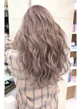 リア 大阪梅田(Ria) ～アッシュグレージュ　シールエクステ～【Ria 大阪 梅田】