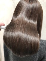 ウプヘアサロン&nbsp;ミディアム【谷口式縮毛矯正・髪質改善・ストレートパーマ】