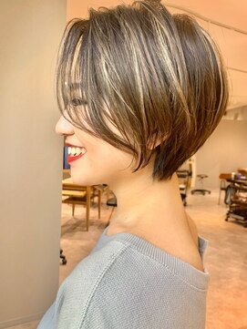 ジアン バイ ミルボン 西宮ガーデンズプラス(GIEN by milbon) #ハイライト #アッシュ #ショート