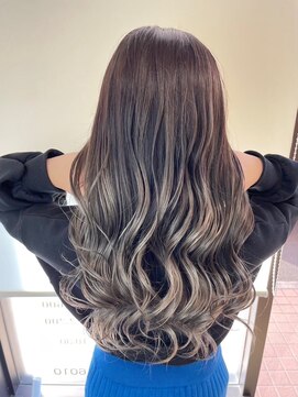 アイズ 本厚木(AIZU) グラデーションカラー